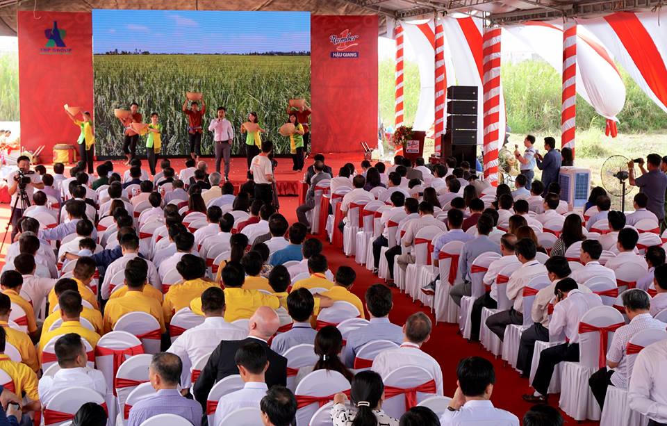 Tập đoàn Tân Hiệp Phát khánh thành nhà máy nước giải khát lớn nhất ĐBSCL