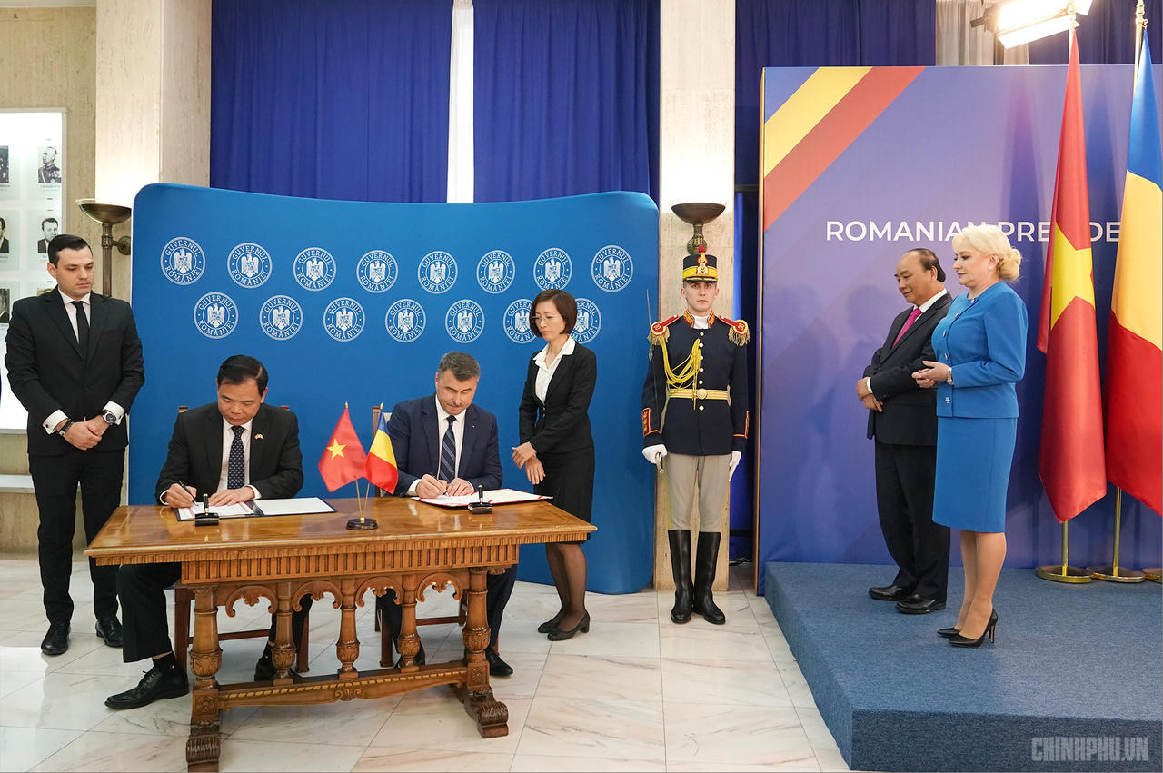 Thủ tướng Việt Nam, Romania hội đàm