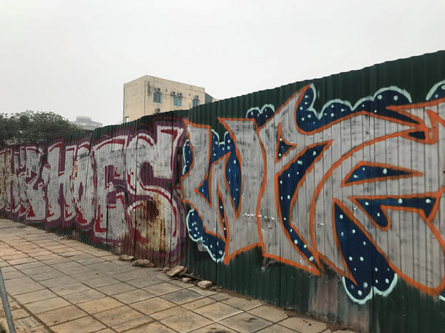 “Bút tặc” hoành hành trên tuyến đường trăm tỉ tại Hà Nội