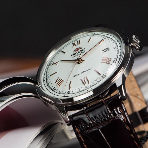 Mách bạn cách nhận biết đồng hồ đeo tay chính hãng