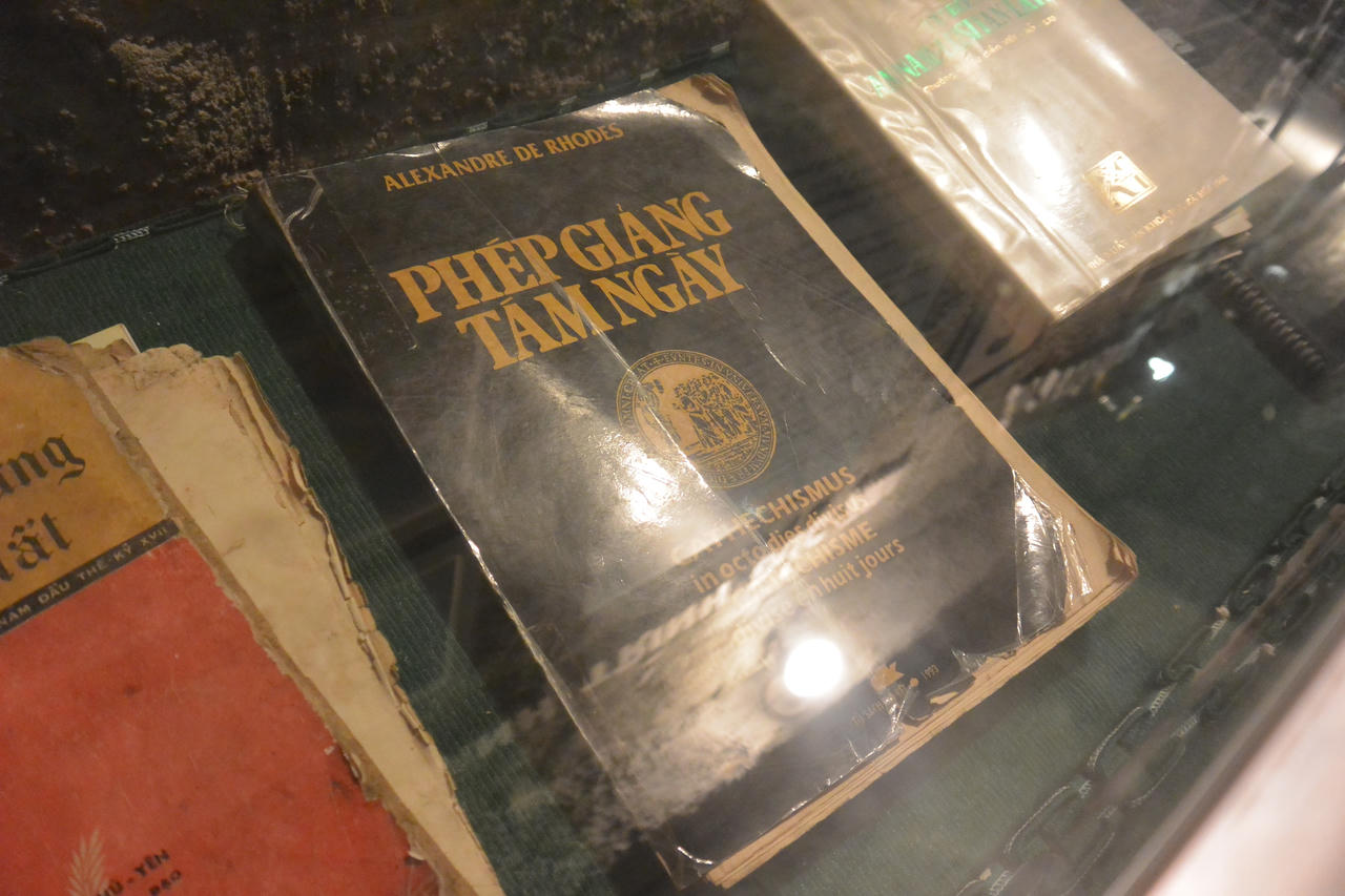 Chuyện ít người biết về cuốn sách chữ Quốc ngữ đầu tiên