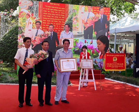 Kỷ niệm 55 năm Ngày Bác Hồ về thăm Nhà máy Rạng Đông