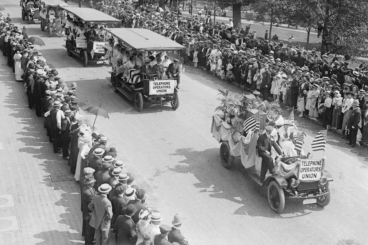 Lịch sử ngày vinh danh những người lao động