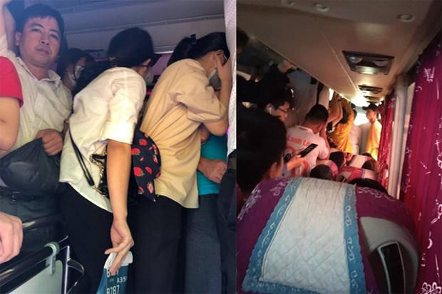 Xe 29 chỗ 'nhồi nhét' tới... 73 hành khách xuôi về Hà Nội