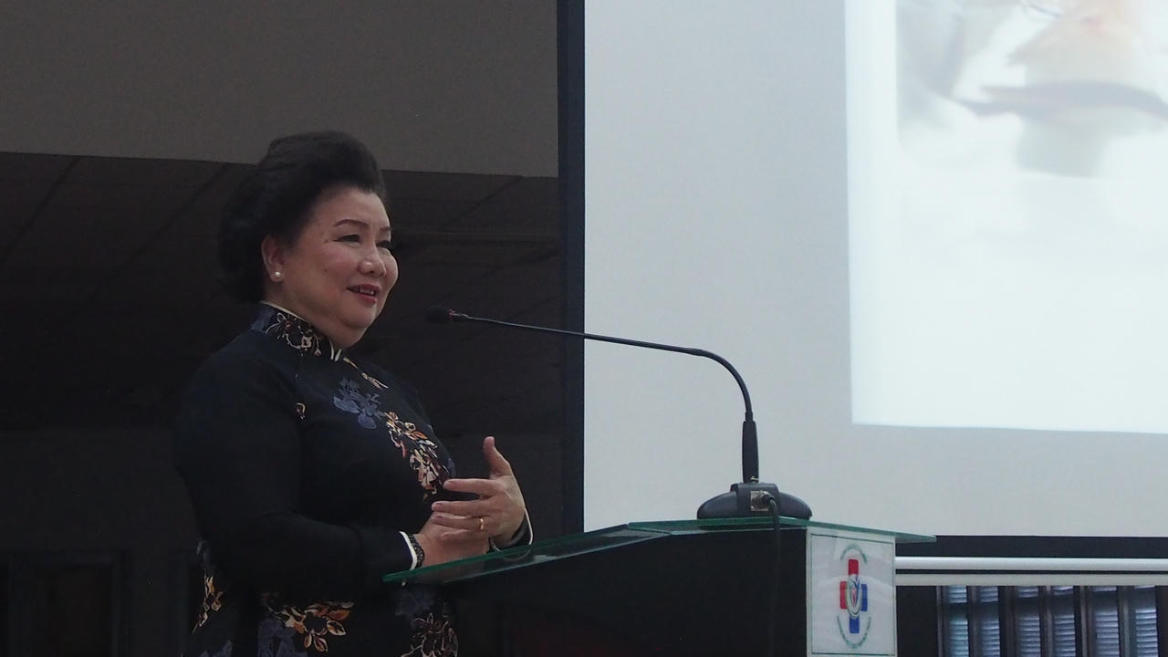 Đừng để tuổi xế chiều là khúc nhạc buồn