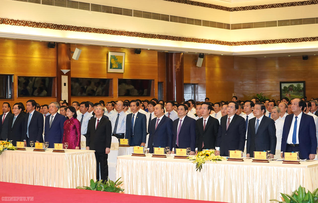 Thủ tướng: Cần xóa bỏ ngay thứ văn hóa không nhúc nhích