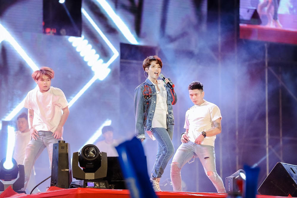 Sơn Tùng M-TP khuấy động “Levi’s 501Day 2019”