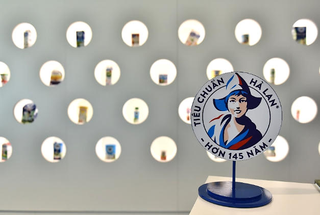 'Lạc lối' vào trung tâm R&D như vũ trụ thu nhỏ của Cô Gái Hà Lan