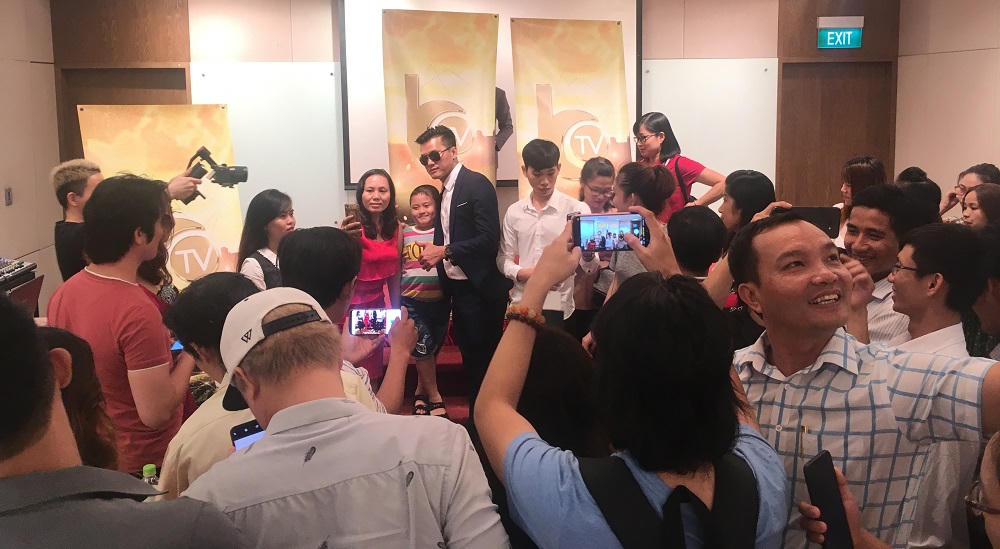 Tiếp sức Youtuber