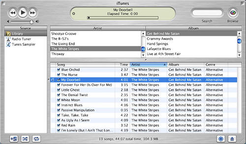 iTunes phiên bản ra mắt năm 2001.