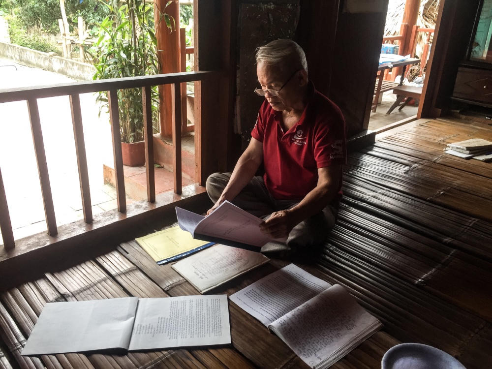 Người nặng lòng giữ lửa Sình ca 