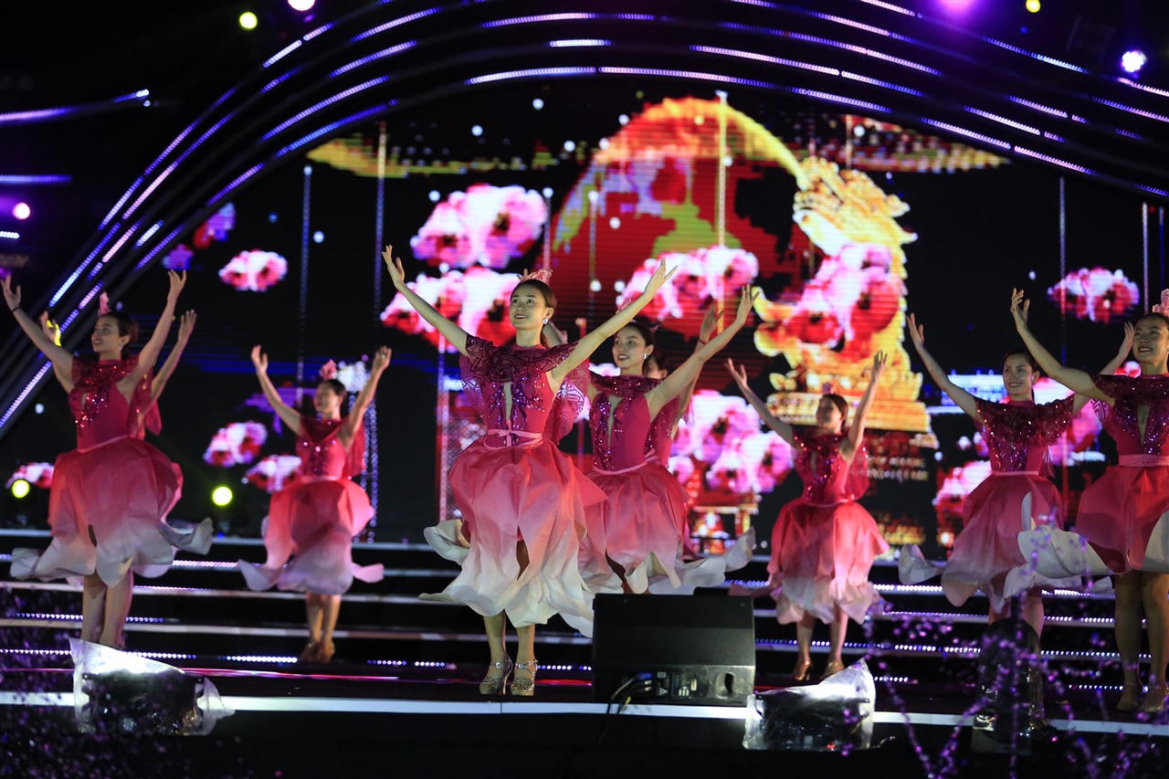 Cận cảnh buổi tổng duyệt đêm thi thứ hai Lễ hội pháo hoa quốc tế Đà Nẵng 2019