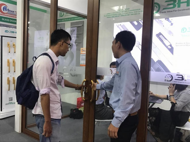 Aseanwindow đưa phụ kiện cửa 3H đến triển lãm Vietbuild 2019 - Ảnh 3