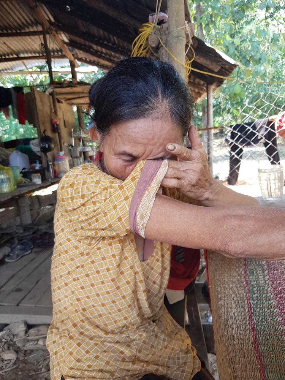 Tiếp vụ nông dân nguy cơ phá sản do công an xã ra quyết định 'lộng quyền': Nhiều tấn cá chết được báo cáo sai lệch thành… 20kg