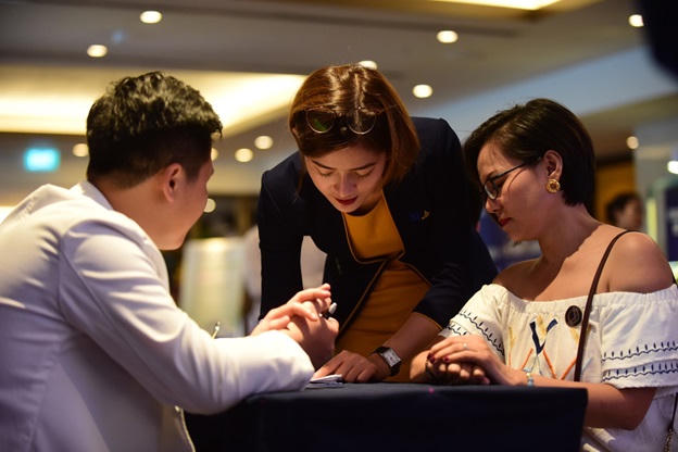 Ra mắt phương pháp nâng ngực Au-hybrid an toàn, tự nhiên