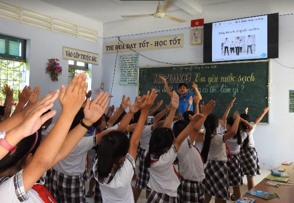 Tập huấn cho giáo viên và tổ chức lớp học cho học sinh tại Lạng Sơn, Quảng Nam và Bến Tre