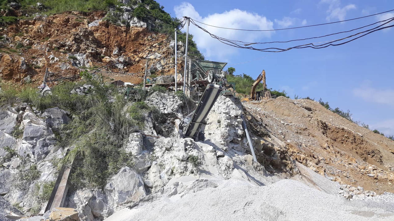 Hà Giang: Ai phải chịu trách nhiệm về tình trạng khai thác đá trái phép tại huyện Yên Minh?