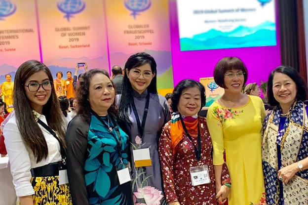 Tổng giám đốc IPPG – bà Lê Hồng Thủy Tiên làm diễn giả tại Hội nghị Thượng đỉnh Phụ nữ Toàn cầu năm 2019