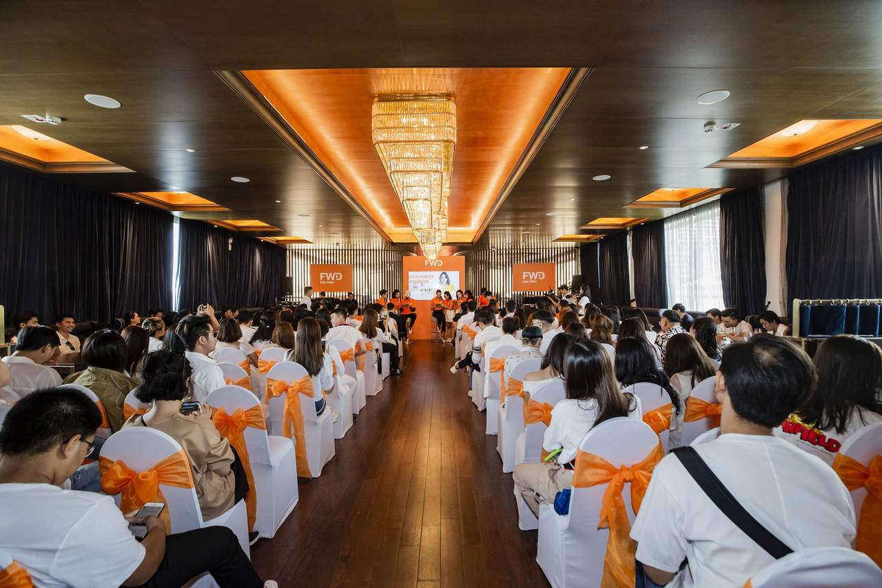 FWD Việt Nam giới thiệu sản phẩm bảo hiểm hỗ trợ viện phí 100% trực tuyến trên Tiki