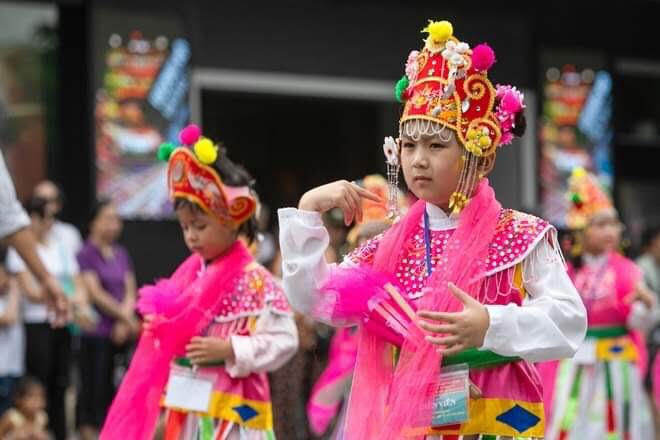 Lễ Hội đường phố mừng 20 năm Hà Nội – Thành phố vì hoà bình