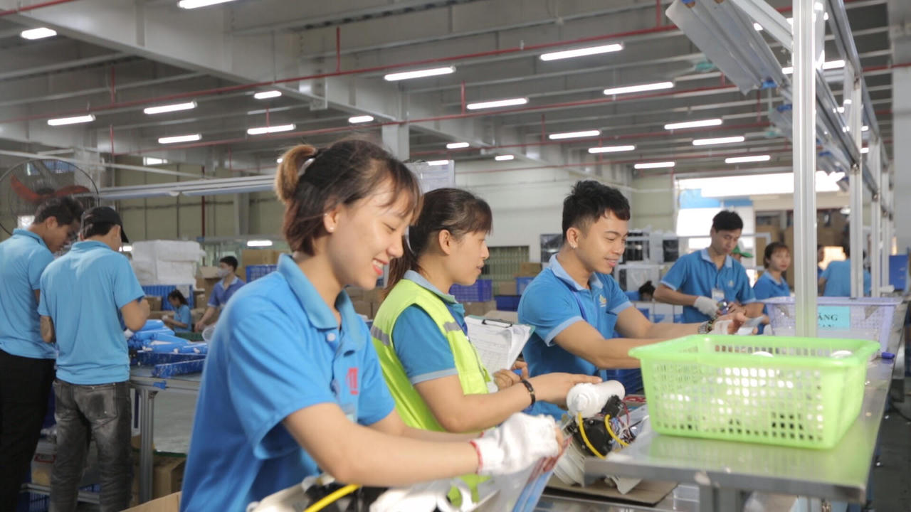 1 giờ tham quan nhà máy sản xuất máy lọc nước Karofi