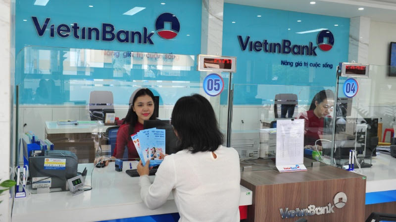 Hàng chục nghìn khách hàng hưởng ưu đãi khi gửi tiền tiết kiệm tại VietinBank