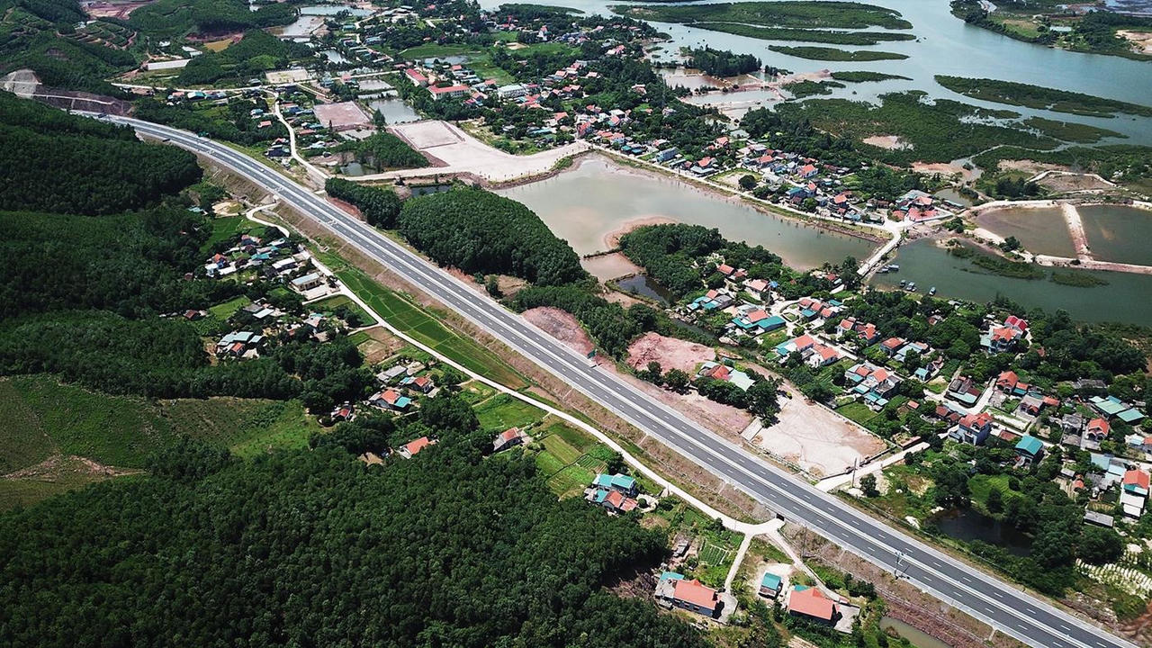 Đi Hạ Long bây giờ dễ như trở bàn tay