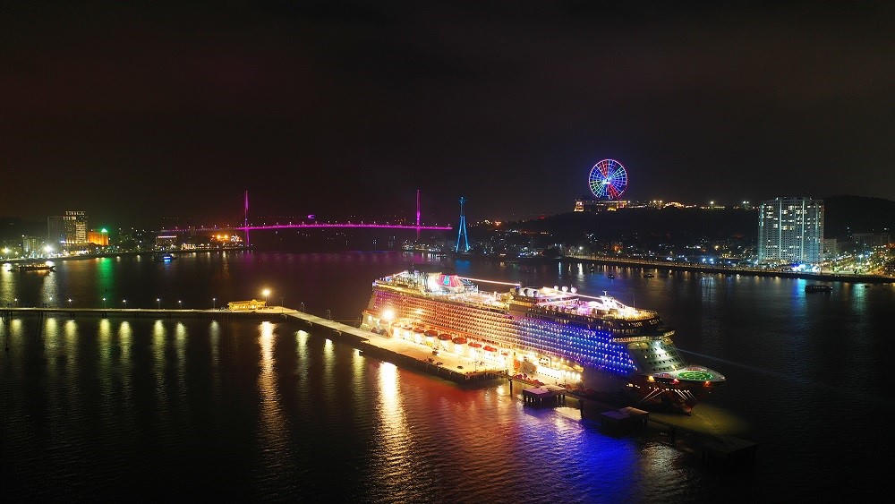 Đi Hạ Long bây giờ dễ như trở bàn tay