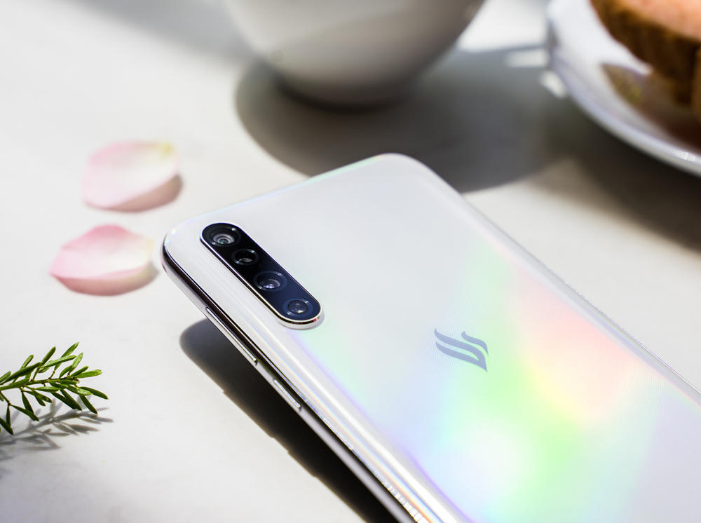 Vingroup công bố dòng điện thoại Vsmart thế hệ 2