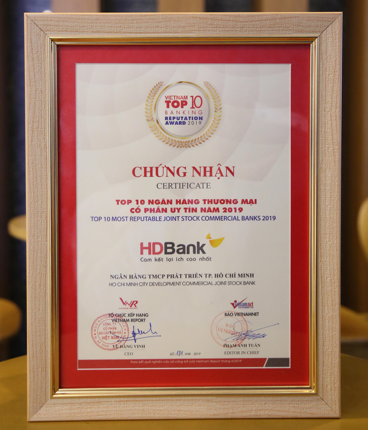 HDBank lọt Top 6 Ngân hàng TMCP tư nhân uy tín nhất năm 2019