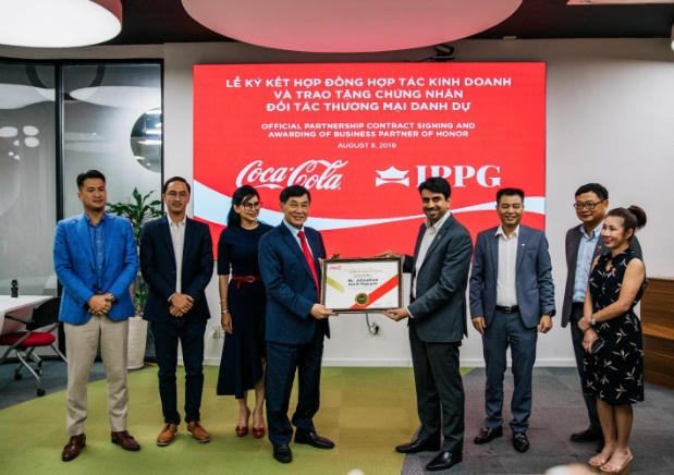 IPPG và Coca-Cola Việt Nam ký kết thỏa thuận hợp tác kinh doanh