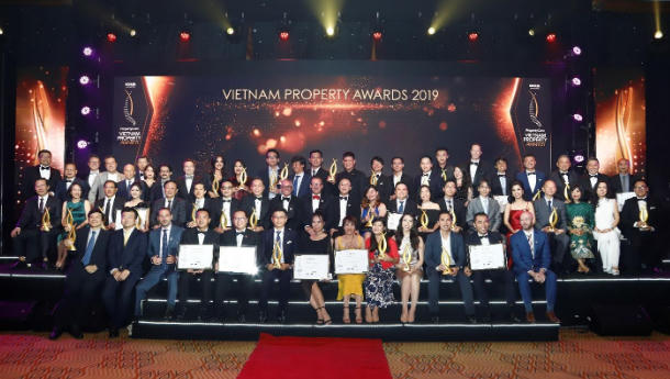 Phúc Khang khẳng định thương hiệu BĐS xanh chính phẩm với chiến thắng tại Vietnam Property Awards 2019