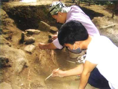 Báo động tình trạng xâm hại di tích khảo cổ