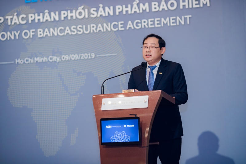 Manulife Việt Nam mở rộng hợp tác phân phối bảo hiểm qua ngân hàng với ACB