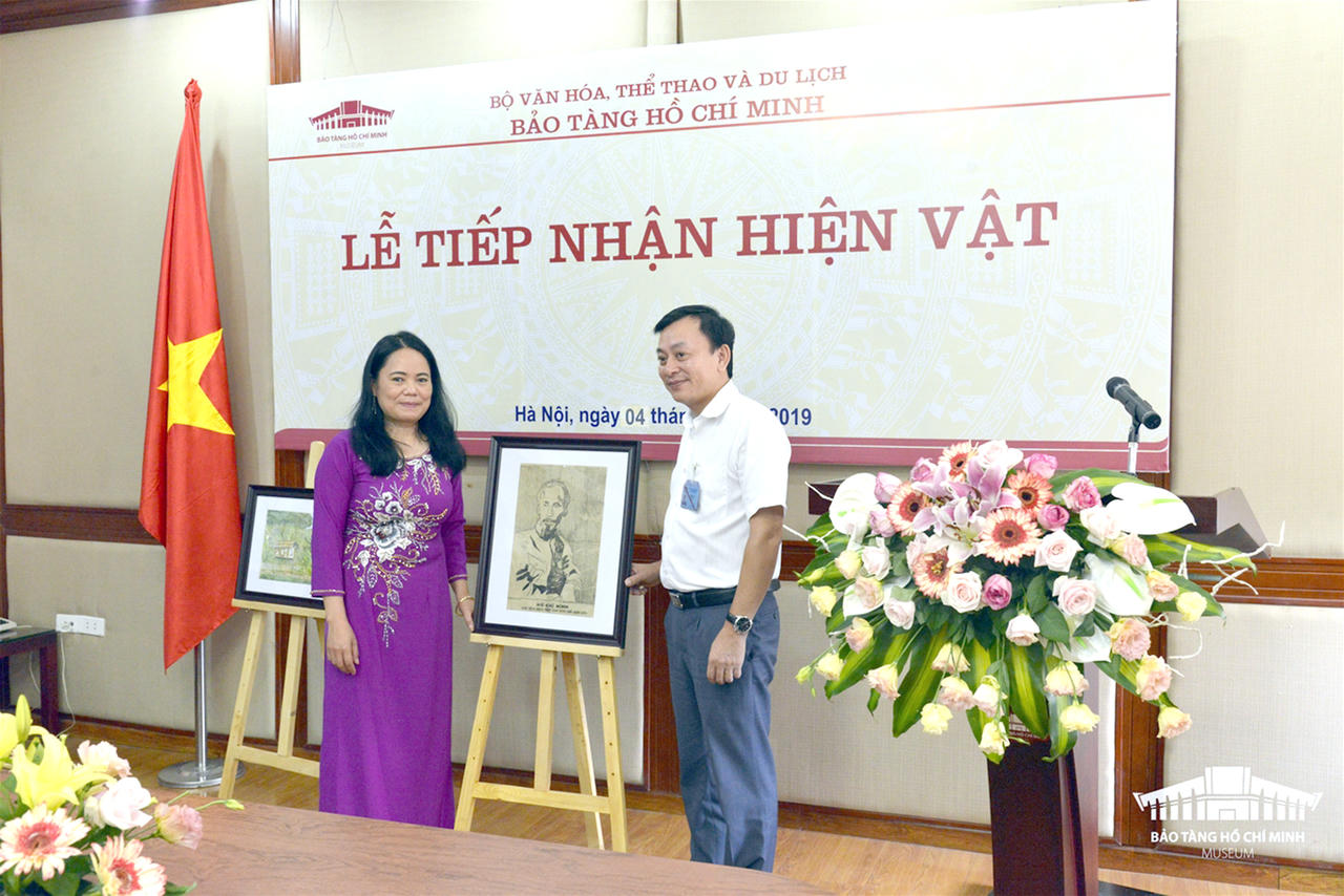 Người cựu binh Pháp gìn giữ bức chân dung Chủ tịch Hồ Chí Minh hơn 70 năm