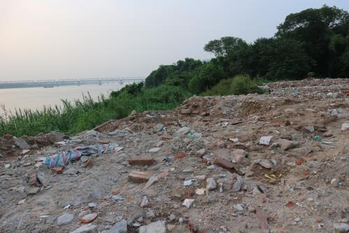 Sai phạm trong sử dụng đất đai ở Long Biên - Bài 1: Những biến tướng, khó kiểm soát