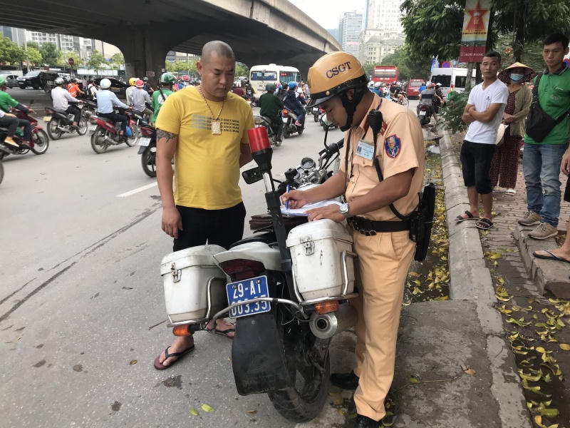 Dấu hiệu vi phạm của hàng loạt xe khách gắn mác Hưng Long