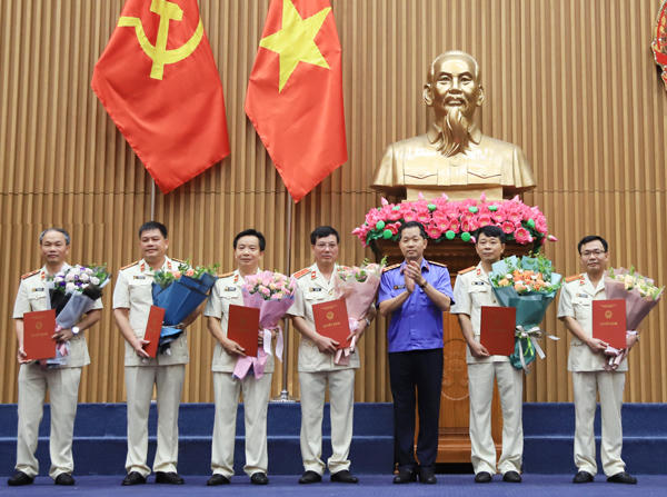 Bổ nhiệm nhân sự Bộ TN&MT, VKSND tối cao