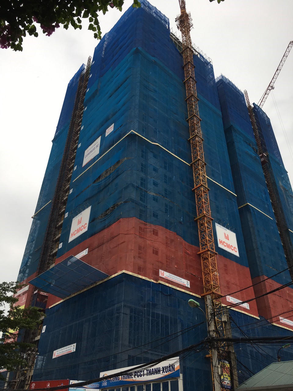 Tưng bừng cất nóc – tặng quà tân gia tại PCC1 Thanh Xuân