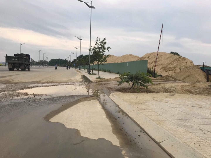 Quảng Ngãi chấn chỉnh các bãi tập kết vật liệu xây dựng không phép