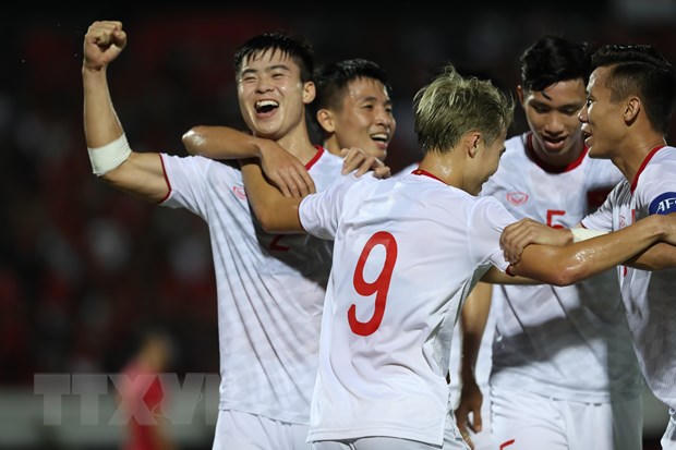 Doi tuyen Viet Nam cham dut 20 nam khong thang Indonesia hinh anh 1