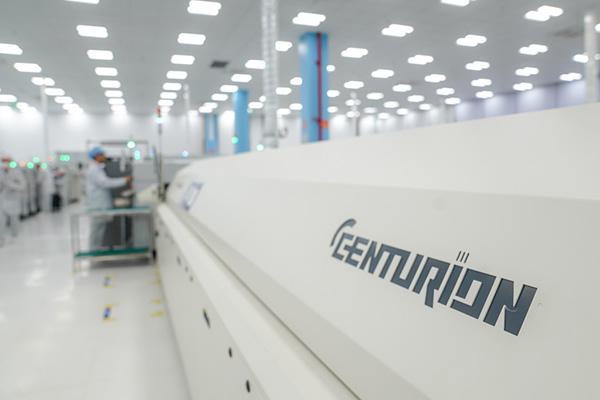 Đã mắt với dàn robot tối tân trong “siêu đại bản doanh” của Vsmart