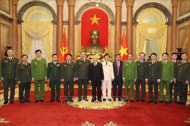 Tổng Bí thư, Chủ tịch nước trao Quyết định thăng cấp bậc hàm Thượng tướng cho Thứ trưởng Bộ Công an