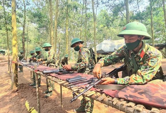 Những thành tích huấn luyện trên thao trường đổ lửa