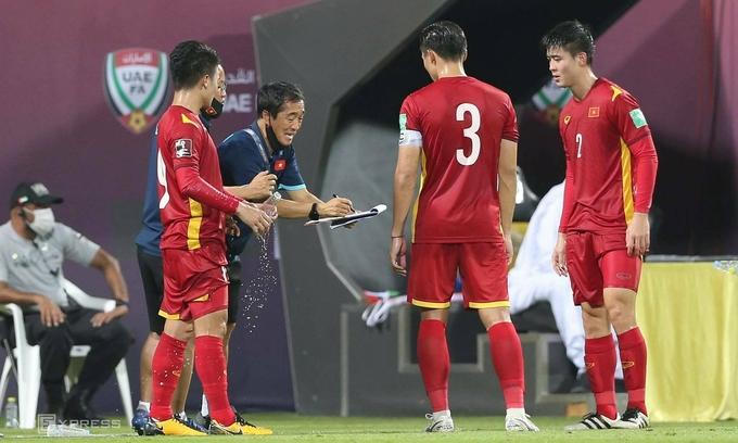 Thua sát nút UAE, Đội tuyển Việt Nam vẫn làm nên lịch sử