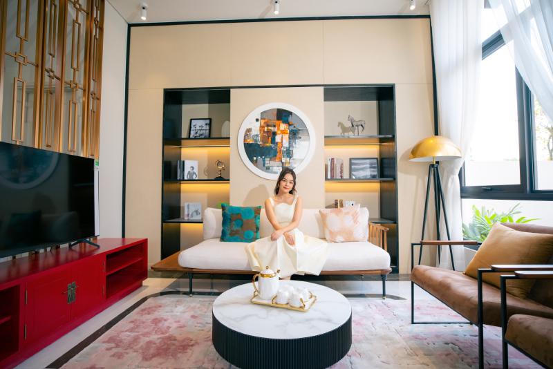 Sao Việt “phải lòng” siêu phẩm bất động sản bên bến du thuyền