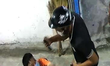 Xịt hơi cay vào 3 trẻ ở TP HCM, cướp 2 điện thoại