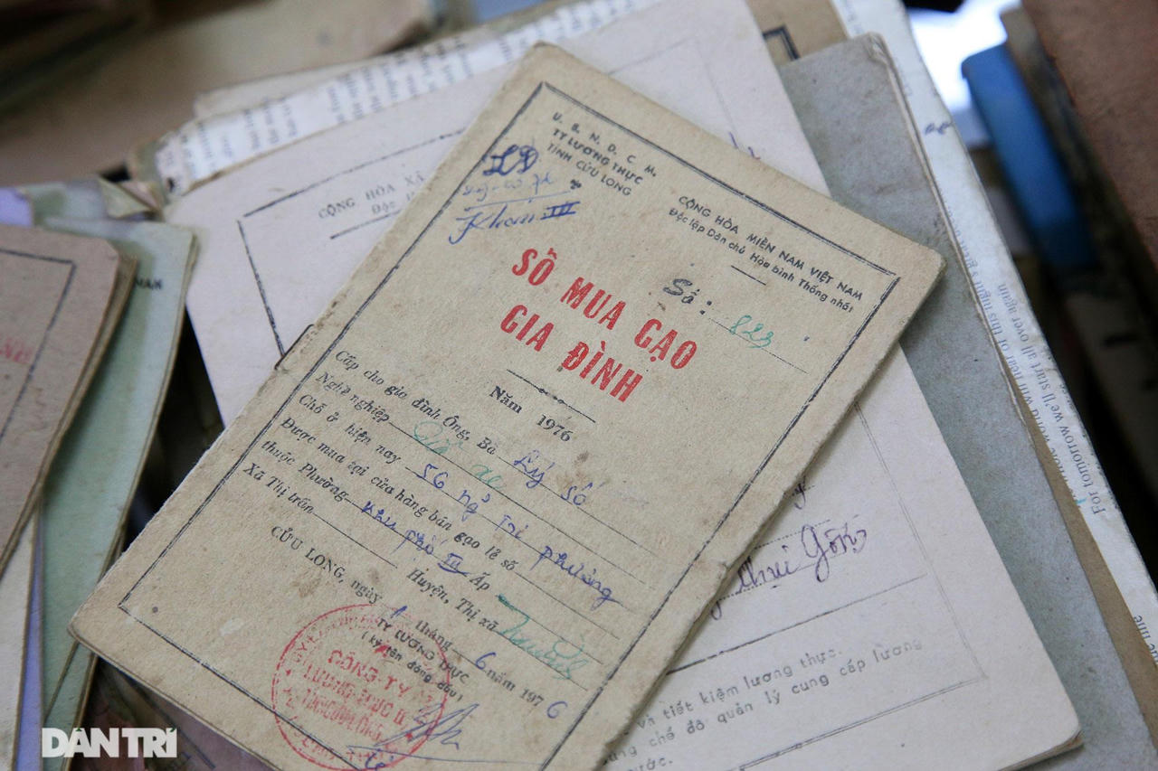 Rưng rưng ký ức thời tem phiếu