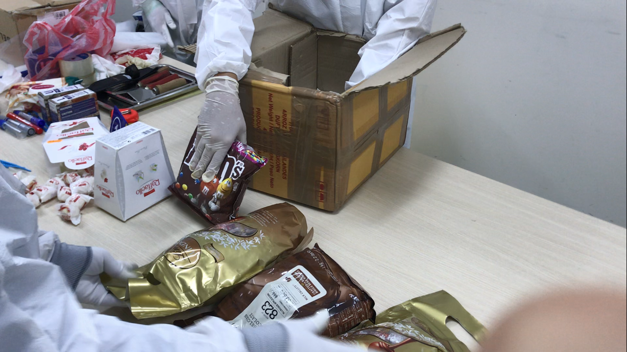 Hải quan TP HCM bắt giữ hơn 30kg ma túy tổng hợp qua đường chuyển phát nhanh