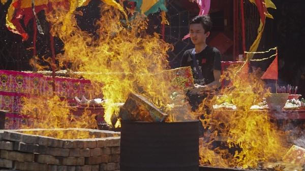 Lễ Vu lan đặc biệt mùa Covid ở nhiều nước châu Á: Nơi tình người ở lại…